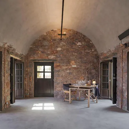 Tainaron Blue Retreat