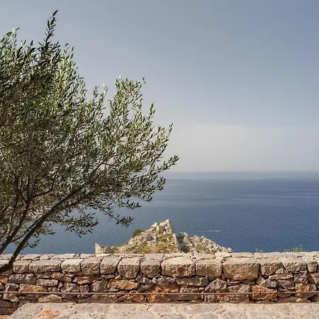 Tainaron Blue Retreat Hotel