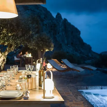 Tainaron Blue Retreat 4*