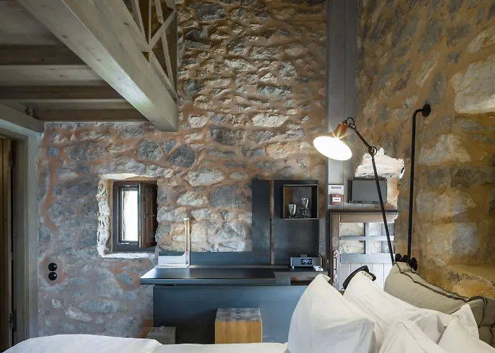 Tainaron Blue Retreat Отель 4*