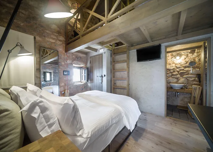 Tainaron Blue Retreat Отель 4*