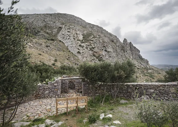 Tainaron Blue Retreat 4*